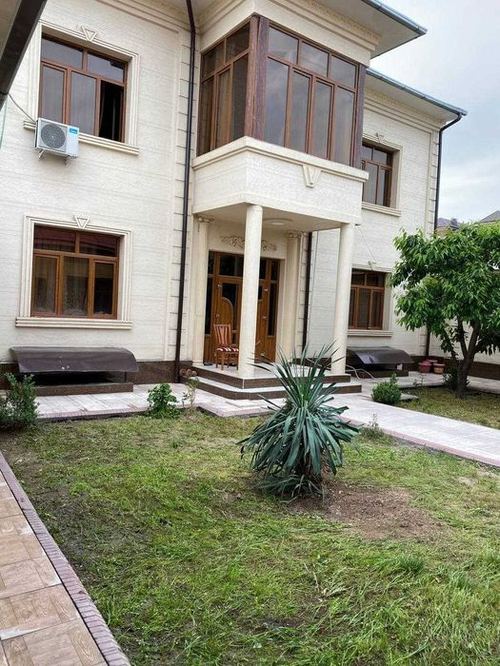 6-room house, 345 m²