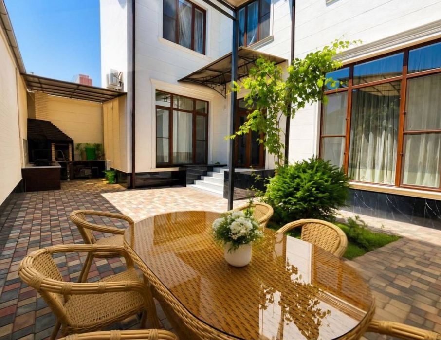 5-room house, 200 m², Tashkent, Mirzo Ulugbek District, for rent