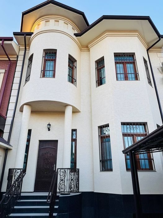 5-room house, 300 m², Tashkent, Mirzo Ulugbek District, for rent