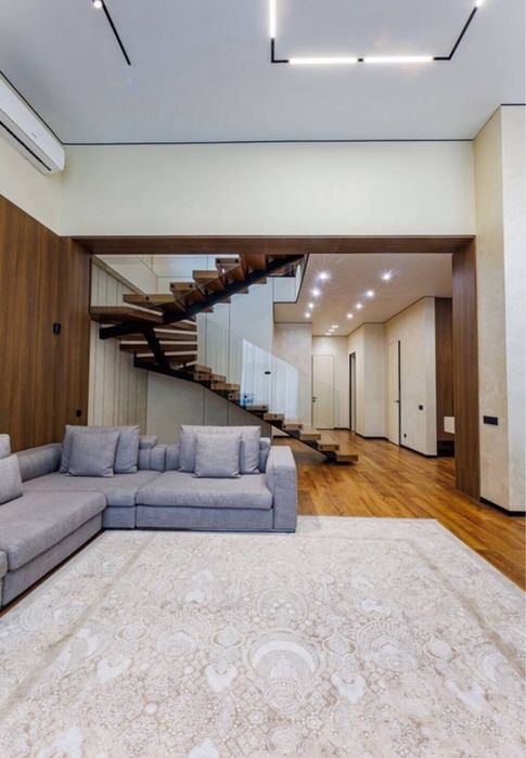 5-xonali uy, 300 m²