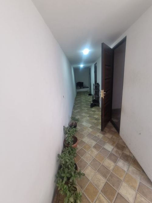 9-комнатная квартира, 200 м²