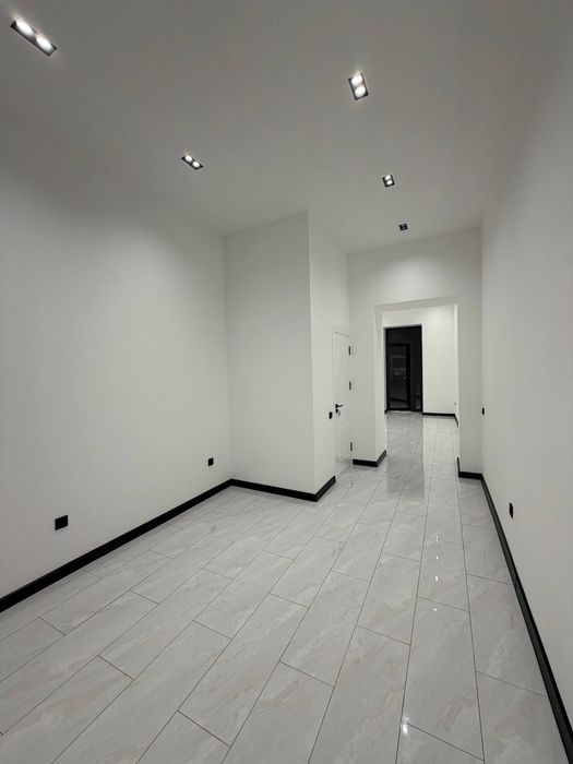 Продается нежилое помещение 1я линия, ор-р: кафе Бредли,50м²