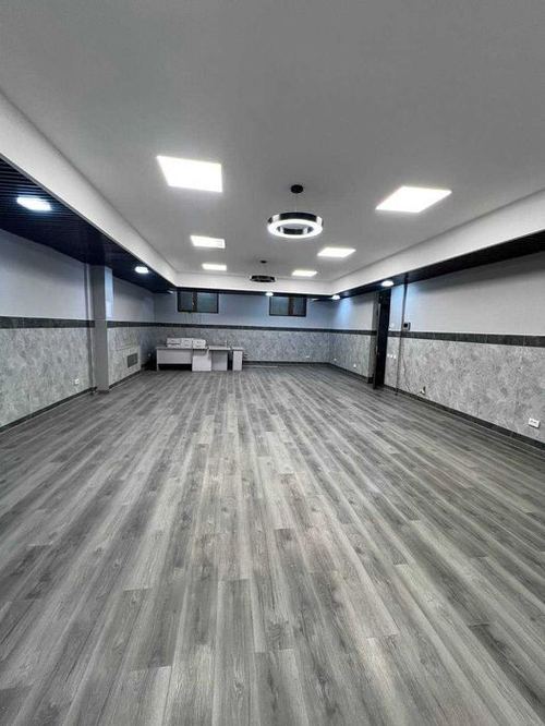 Улица Паркентская.Продам  коммерческий обьект 125кв.м. Цоколь.2 линия.