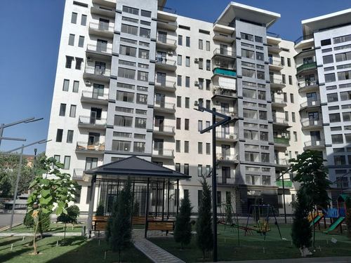 Продаётся 70м2 фируза, новостройка (нежилое)
