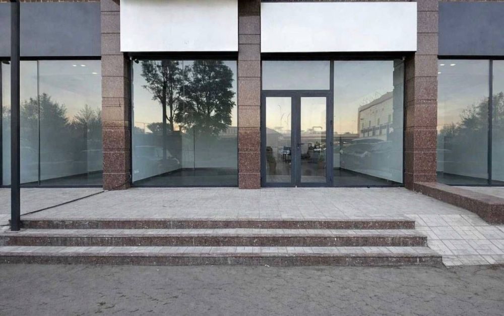 Продается помещение Ор-р: Паркент плаза 120м2