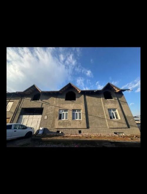 5-комнатный дом, 6000 м²