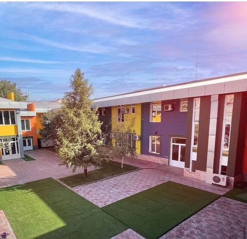 Продается здание под клинику/детсад, ор-р: центр Луначарского, 2500м²