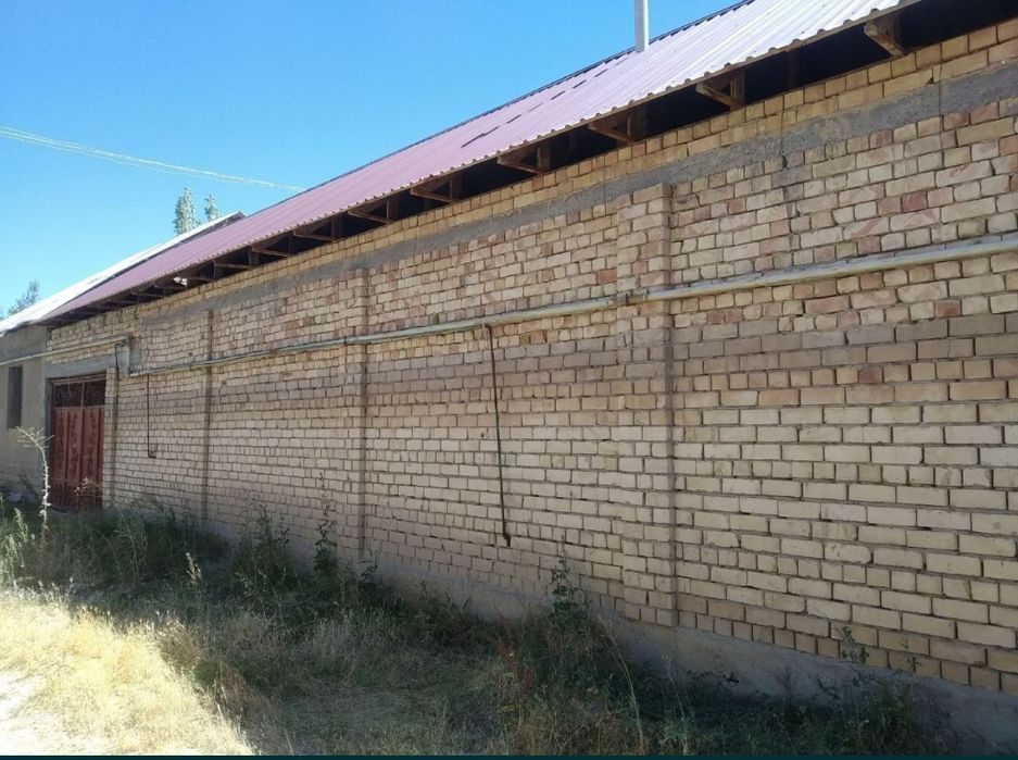 3-комнатная дача, 600 м², Кибрай, на продажу
