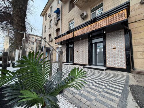 Breadly | Старт - Продается нежилое помещение вдоль дороги 55м2