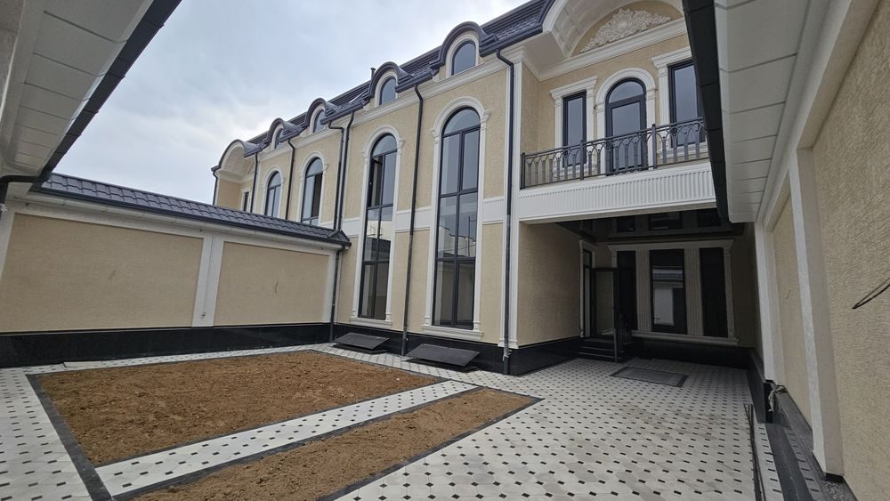 7-комнатный коттедж, 400 м², Кибрай, на продажу