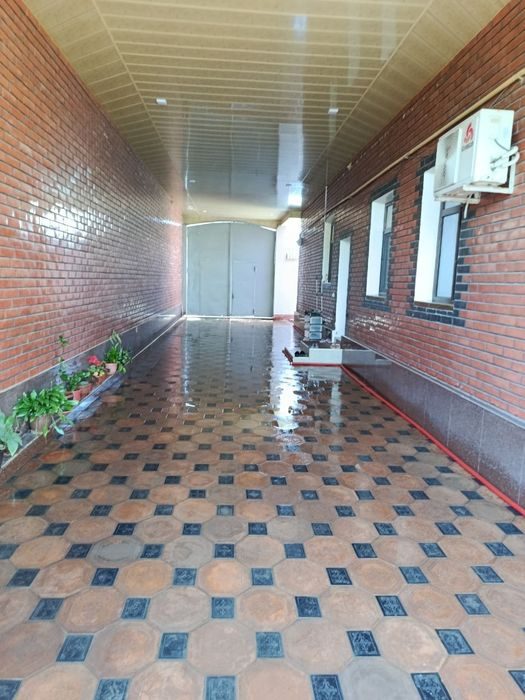 6-комнатная часть дома, 9999 м², Кибрай, на продажу