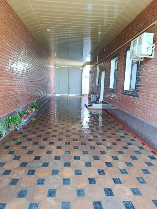 6-комнатная часть дома, 9999 м²