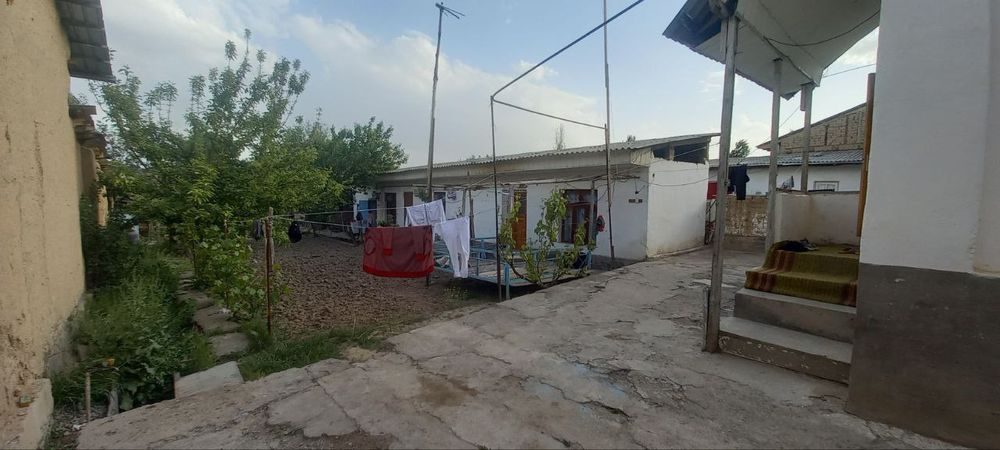 7-комнатный коттедж, 7000 м², Кибрай, на продажу