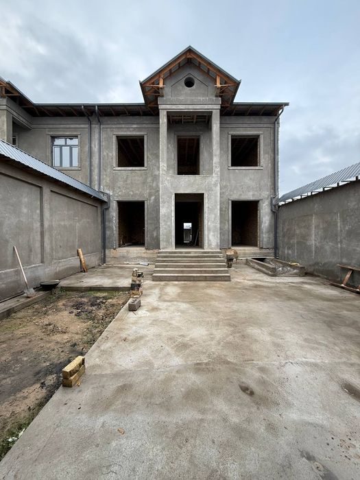 7-комнатный коттедж, 230 м², Кибрай, на продажу