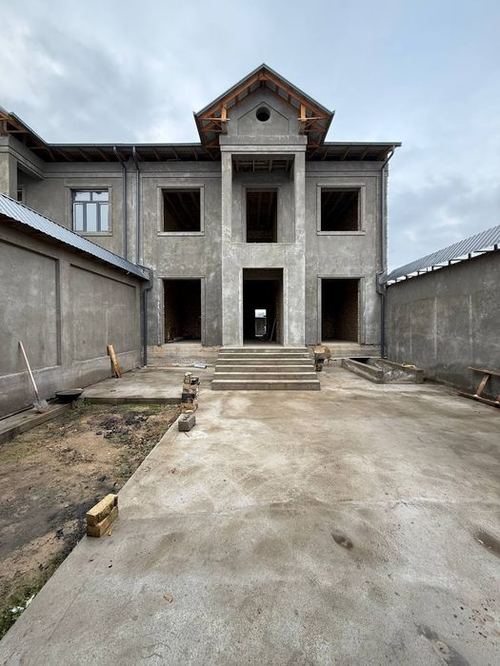7-комнатный коттедж, 230 м²