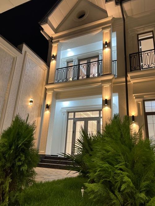 9-xonali uy, 380 m²