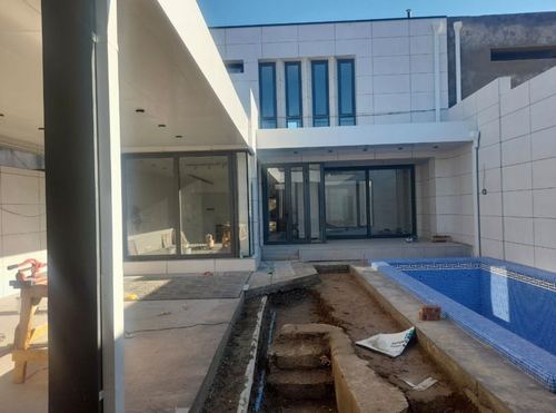 5-xonali uy, 300 m²