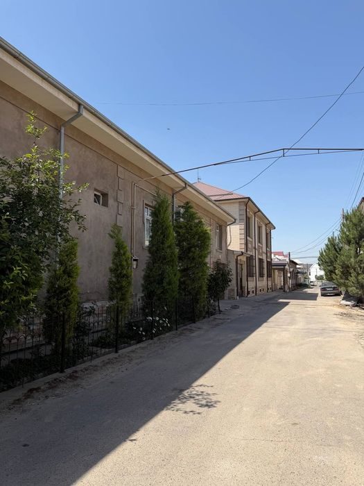 6-xonali uy, 600 m², Qibray, sotuvga