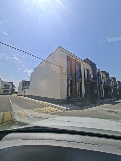 7-xonali kottej, 350 m²