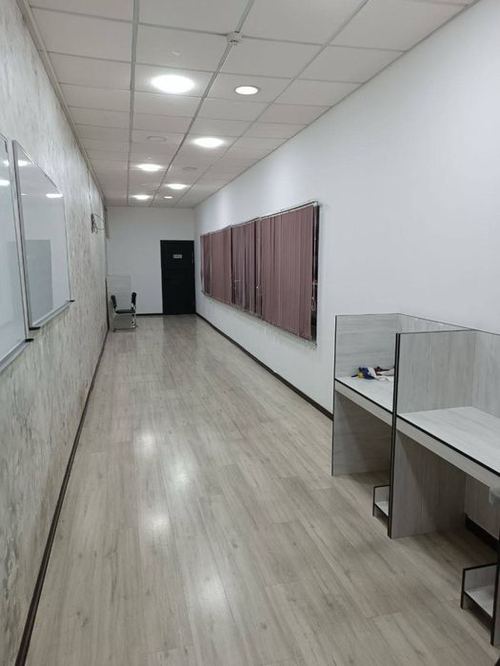 Аренда под офис метро Хамид Олимжон, Дархан 45м2 750$ 2 этаж 1 линия