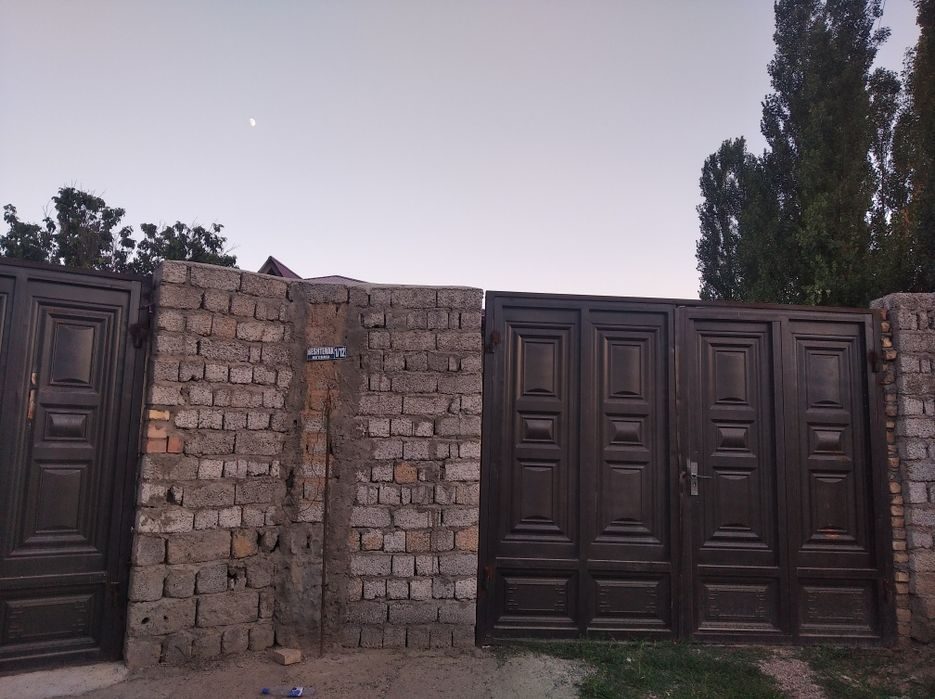 6-комнатный дом, 1368 м², Кибрай, на продажу