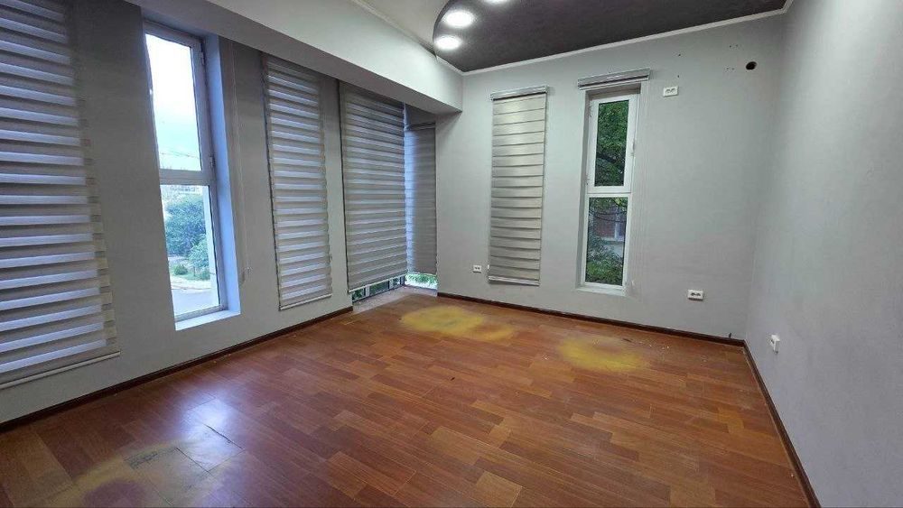 Аренда офисов 500$ Мирзо Улугбекский район (А7)