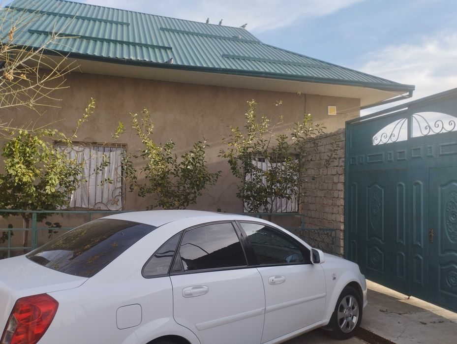 5-комнатная часть дома, 1000 м², Кибрай, на продажу