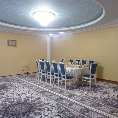 8-комнатный коттедж, 320 м²