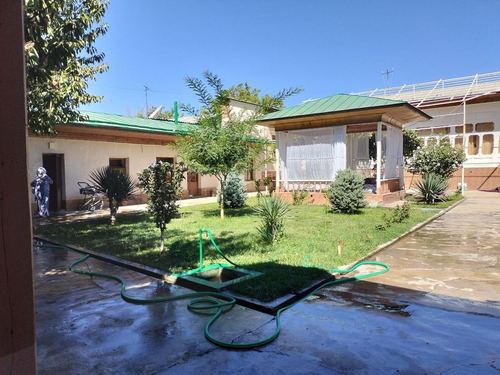 8-комнатный дом, 19 м²