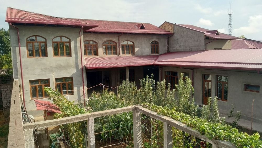12-комнатная часть дома, 6 м², Кибрай, на продажу