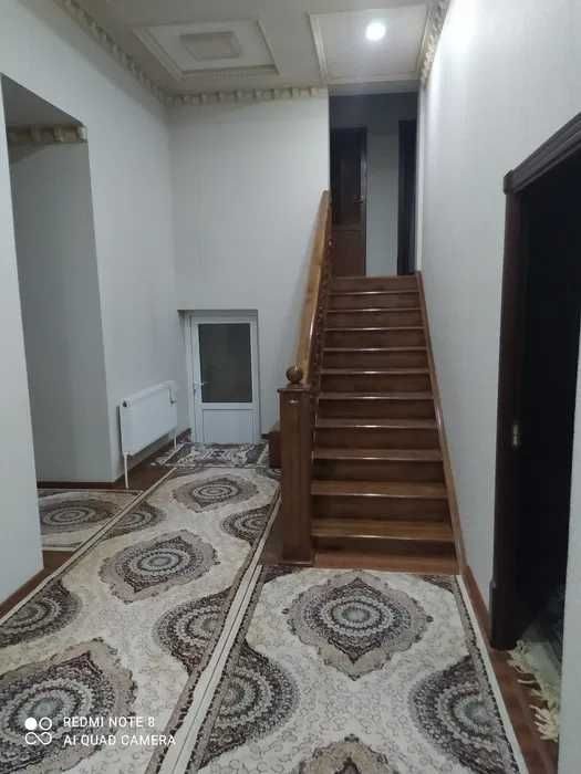 8-комнатный дом, 750 м², Кибрай, на продажу