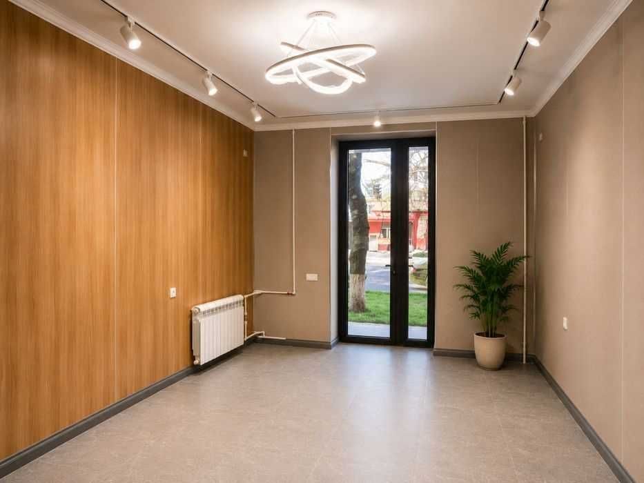 Сдам 100 м² Офис в Аренду. 1-Линия. Новомосковская. Стадион Старт!