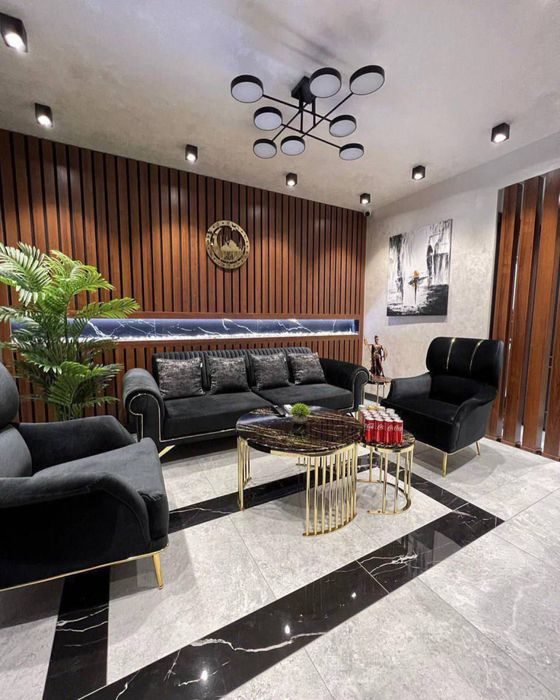 Аренда Hi-Tech Office Ц-1 Feed Up 55м2. Вдоль дороги 4-5 парковкочных