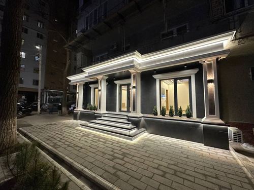 Аренда Нежилое помешения Дархан 120м2 + 50м2 Подвал. Вдоль дороги.