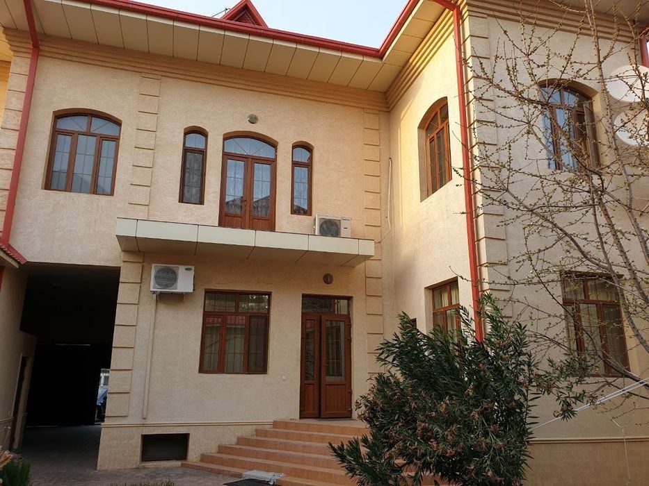 Сдаётся в аренду под офис или детский сад Салом чайхана ор-р