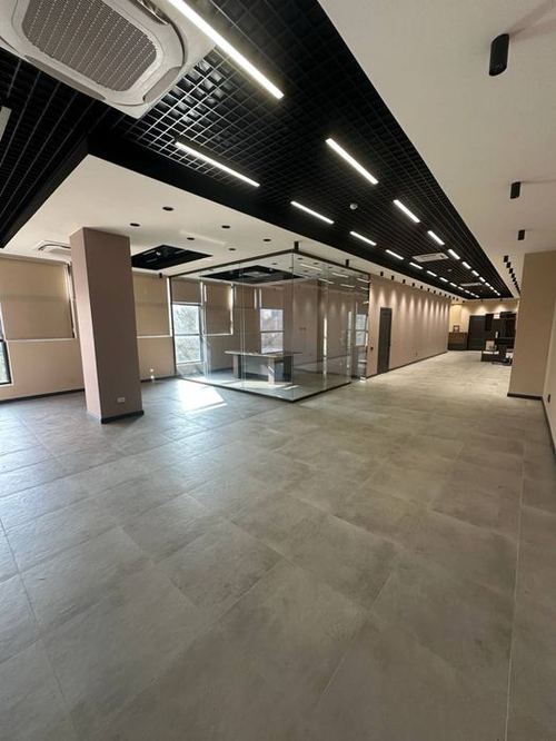 Сдается Офис  220 кв на Дархане