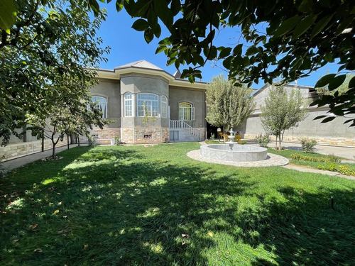 7-room house, 600 m²