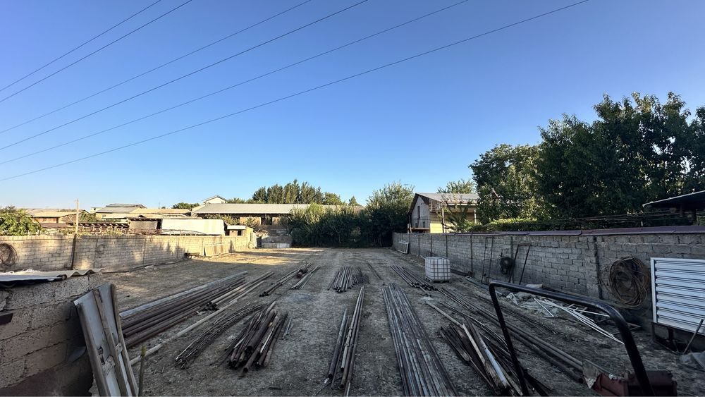 Продаётся земельный участок в Кибрае по факту 9 соток, по документам 6