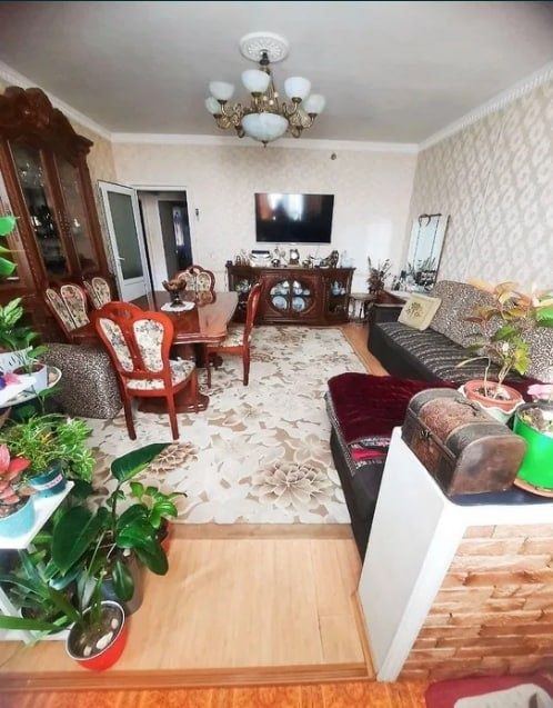 3-xonali kvartira, 72 m²
