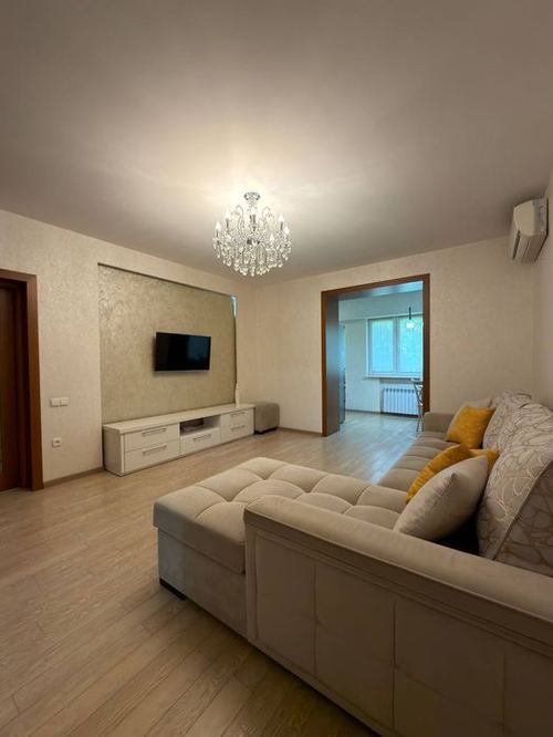 3-xonali kvartira, 80 m²