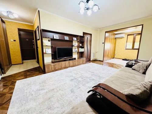 3-xonali kvartira, 70 m²