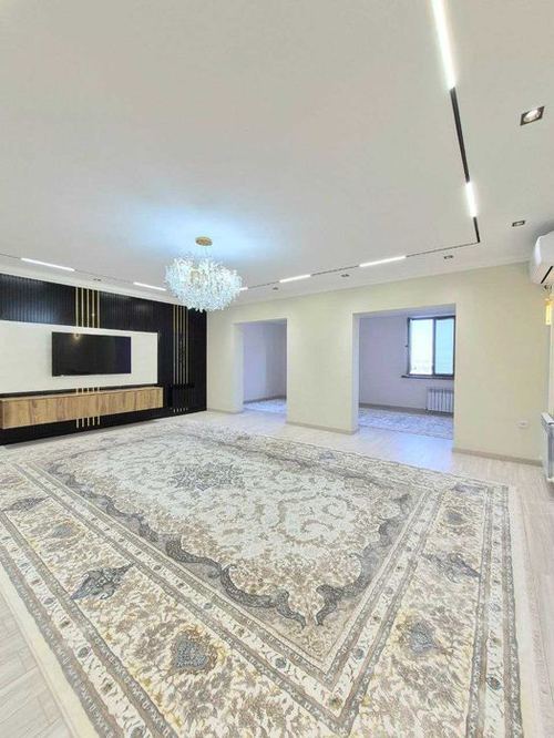 5-xonali kvartira, 203 m²