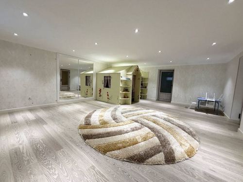 4-xonali kvartira, 310 m²