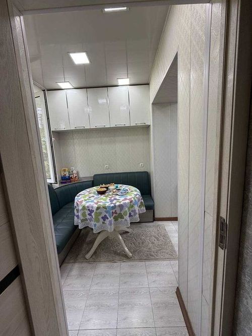 3-xonali kvartira, 65 m²