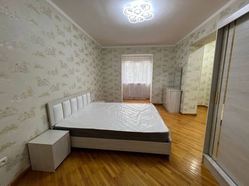 3-xonali kvartira, 72 m²