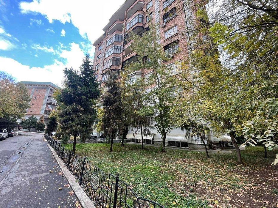 12-room apartment, 760 m², Tashkent, Mirabad District, for sale