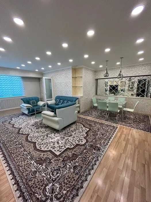 4-room apartment, 120 m², Tashkent, Mirabad District, for sale
