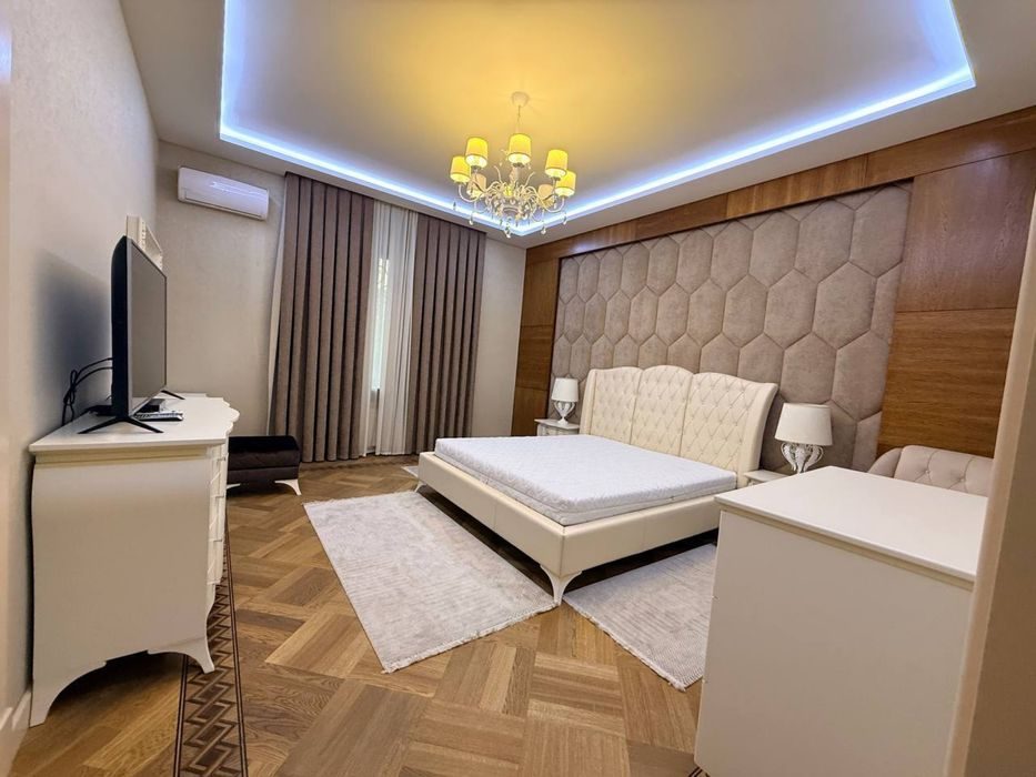 4-room apartment, 182 m², Tashkent, Mirabad District, for sale