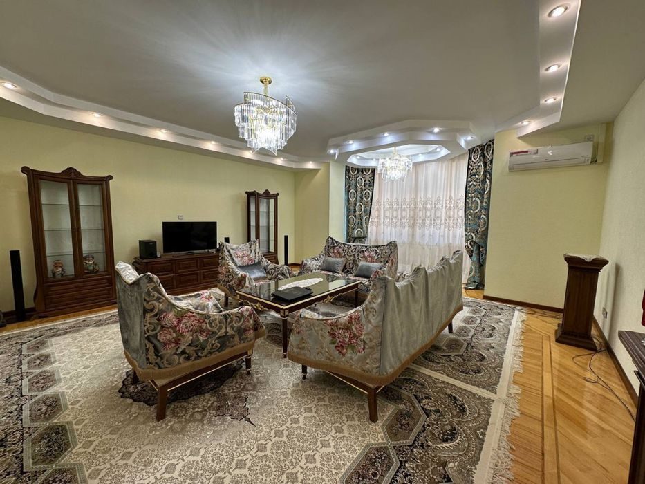 4-room apartment, 203.27 m², Tashkent, Mirabad District, for sale