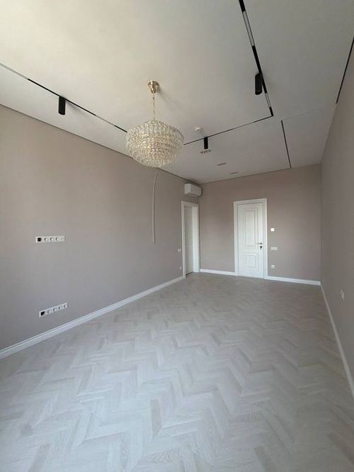 4-xonali kvartira, 130 m²